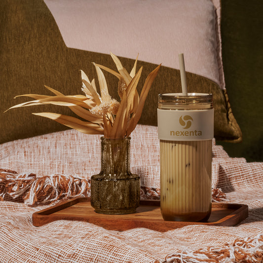 Mayfair Plastic Tumbler & Straw – 650ml